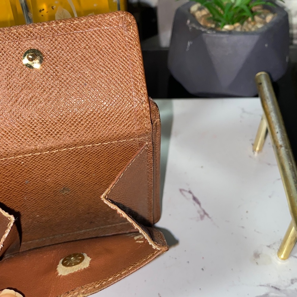 Authentic Louis Vuitton Monogram Marco Wallet - Picture 15 of 15